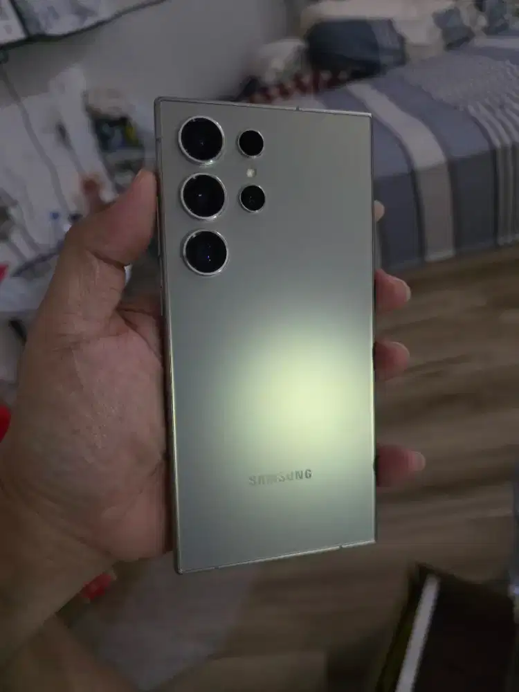 Samsung S24 ultra 12/256 like new, garansi ON nov 2026(HP+cas 45w)NETT