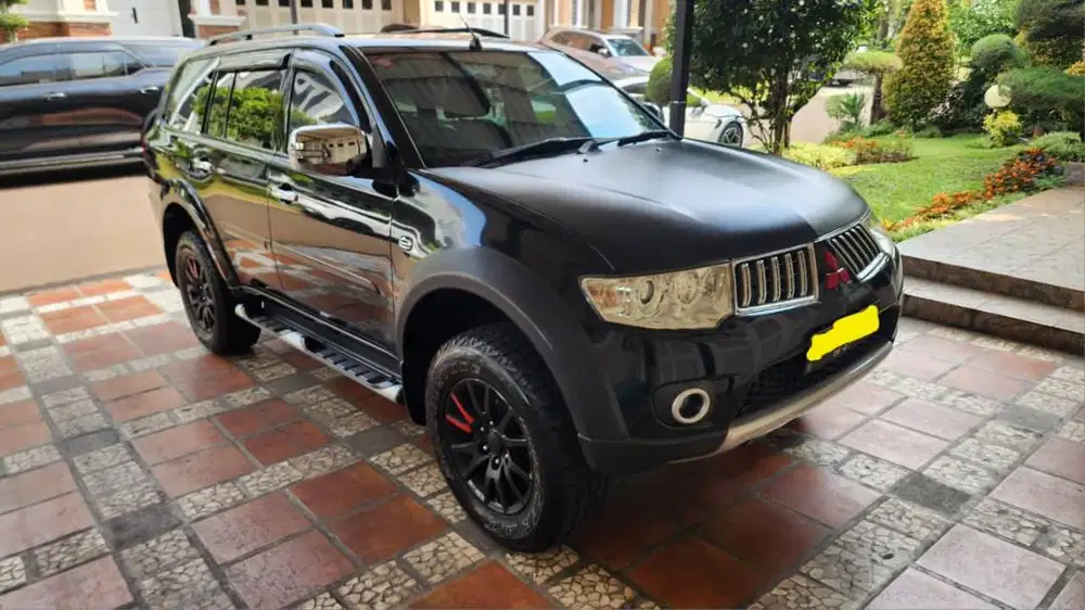 mitsubishi pajero sport (2012)