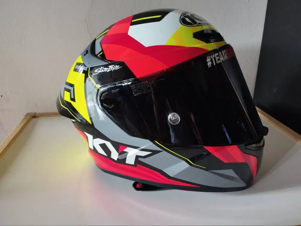 KYT TTC TT-COURSE JAUME MASIA