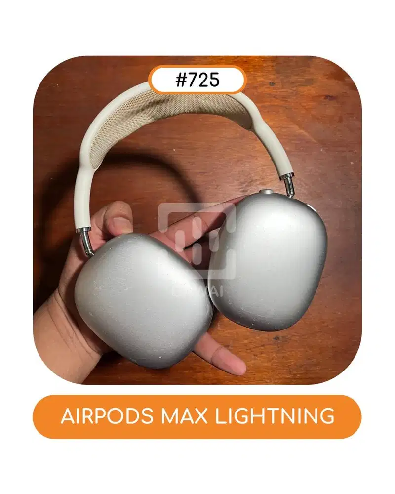 #725 Airpods Max Lightning