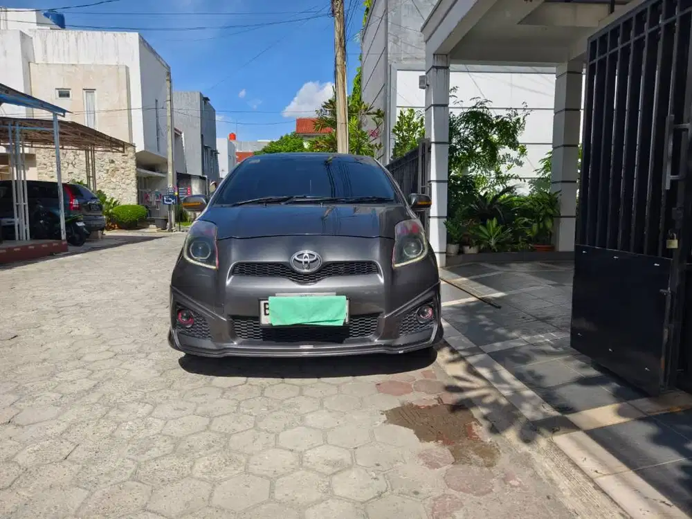 Yaris Bakpao 1.5 J 2013