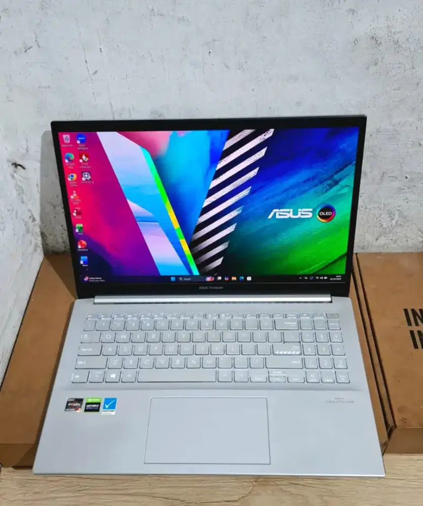 Asus VivoBook Pro 15 - M3500QC OLED Ryzen 9 RTX 3050 Ram 16/512
