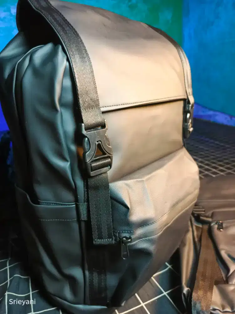 Ransel untuk kerja, kuliah dan sekolah