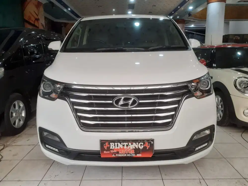 HYUNDAI H1 ROYALE AT 2018 FACELIFT / MODEL THN 2019 (BINTANG MOTOR)