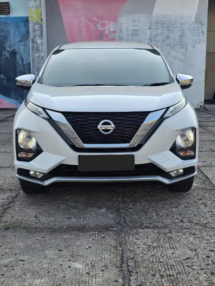 Nissan livina vl at 2019 putih km 62 ribuan
