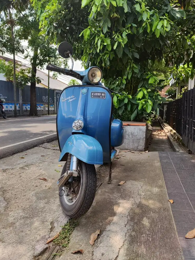 Vespa super 150 tahun 1970