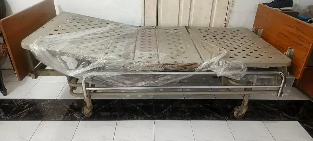 Bed Pasien Manual, tempat tidur rumah sakit, tempat tidur pasien,kasur