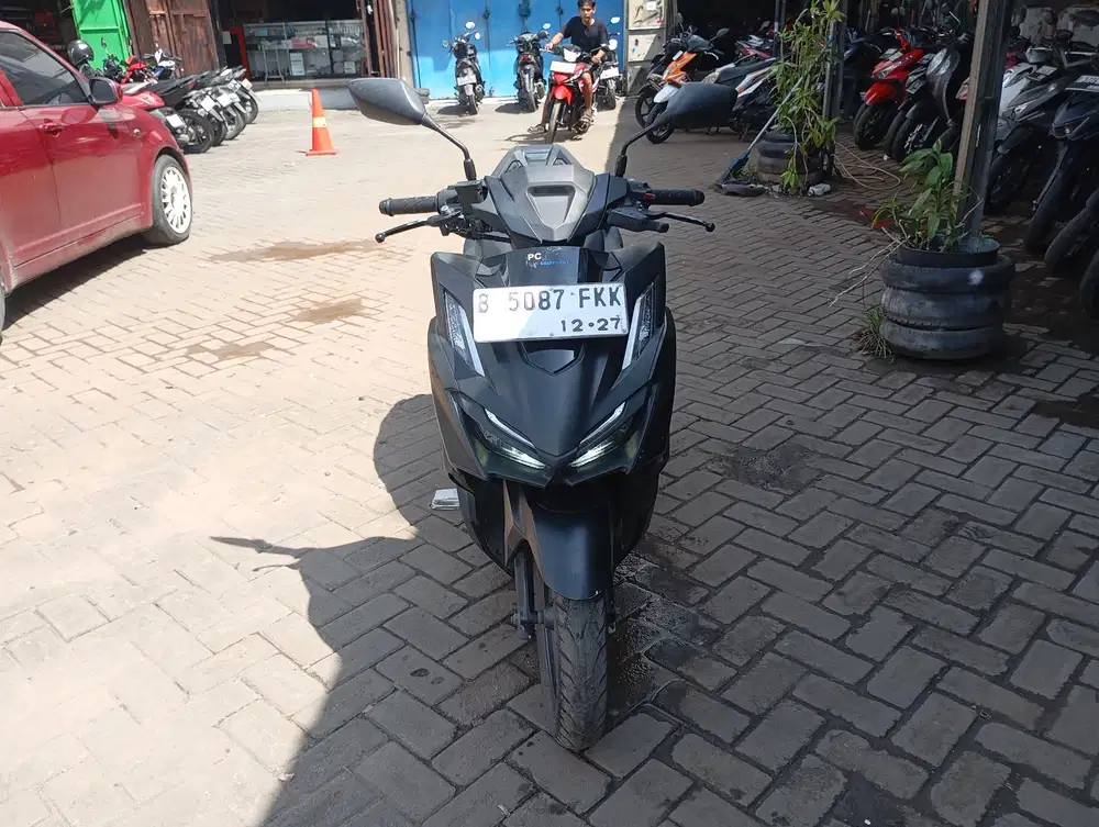 Honda Vario 160 Tahun 2022 Surat Komplit