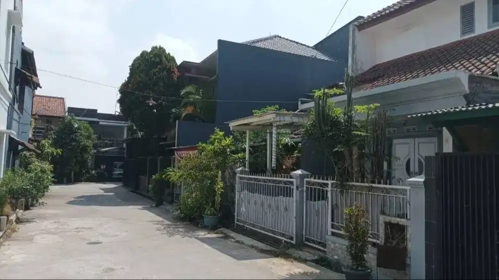 Dijual Rumah Luas Bangunan 140 M, Daerah Cimahi Selatan