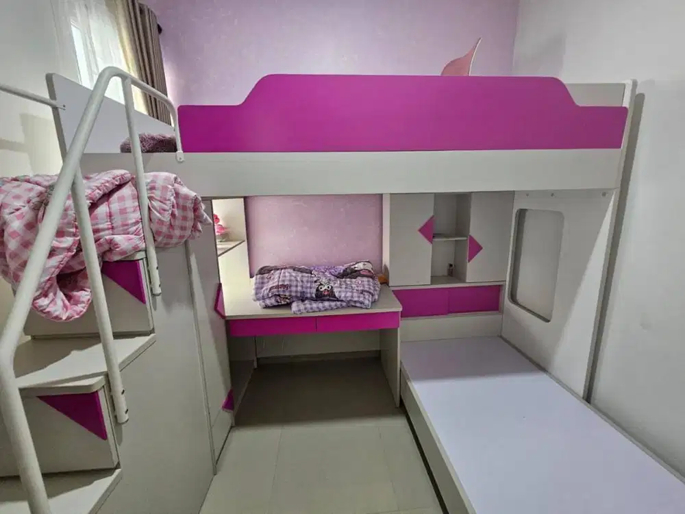 Ranjang Tingkat Anaka Informas