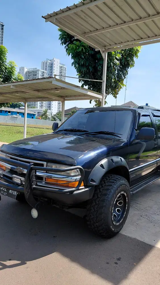 Opel Blazer Montera 2.2 LN 2000 – Biru Metalik – Terawat & Siap Jalan