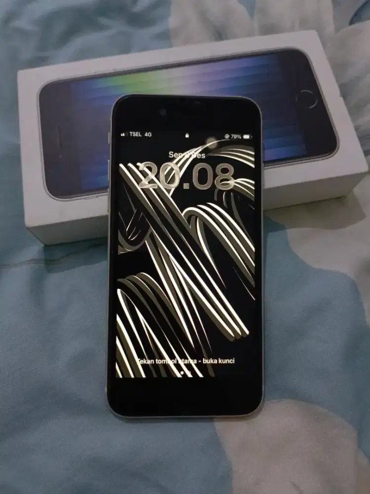 iPhone se 3 2022 64gb resmi ibox