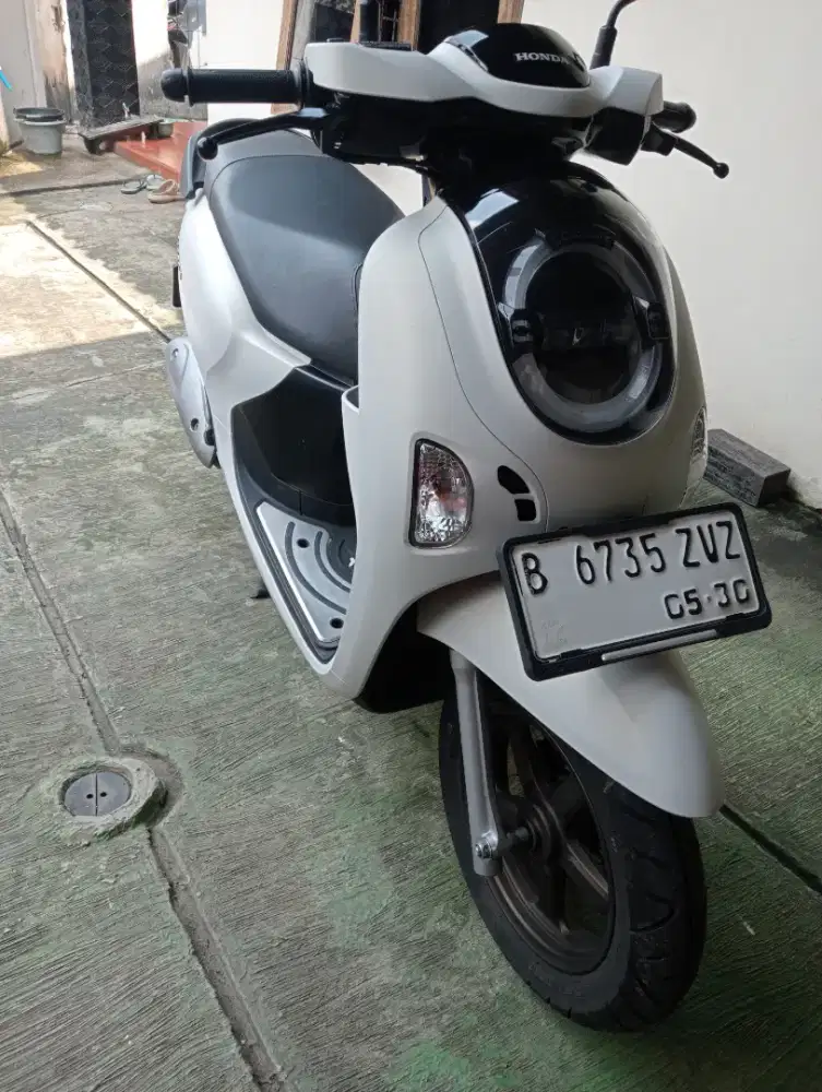 Scoopy Prestige 2025 keyless
