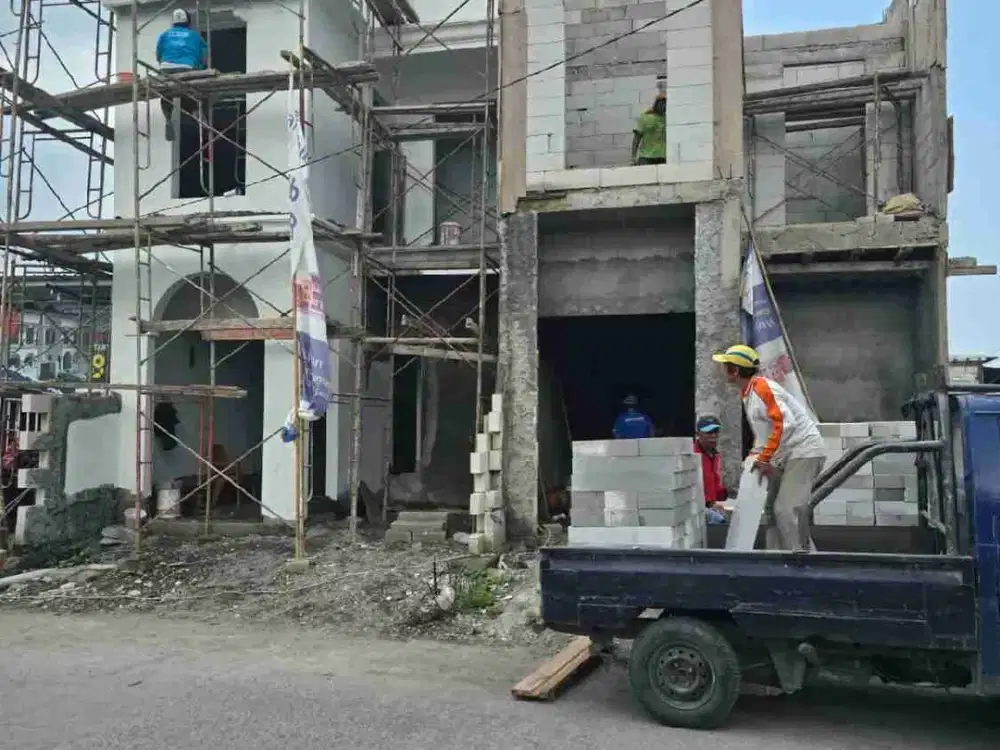 4 Unit Rumah Baru 2 Lantai on Progres Ready Akhir Januari 2026 di Jalan Utama Gunung Anyar, Sby Timur