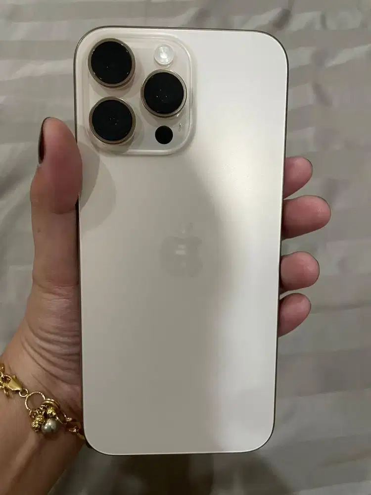 Iphone 16 pro max desert titanium 256 GB