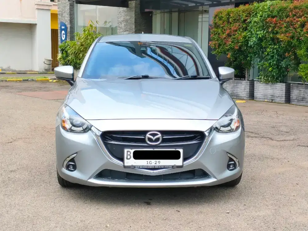 Mazda 2 GT Skyactiv 2018/2019 KM 40 rb LIKE NEW ISTIMEWA