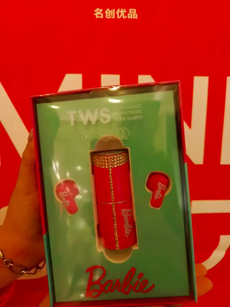 For Sale TWS Barbie BNIB