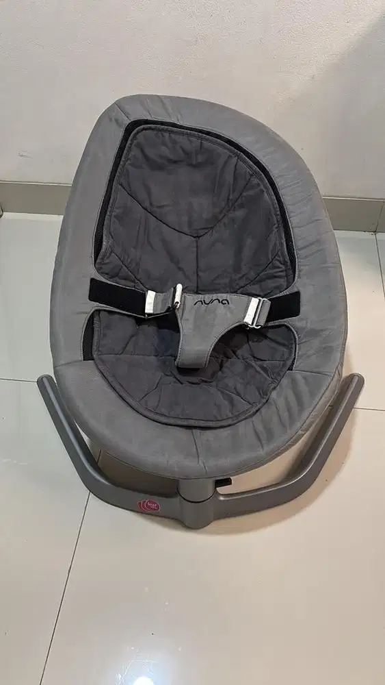 Preloved Nuna Leaf Ayunan Bayi Baby Kondisi Seperti Baru