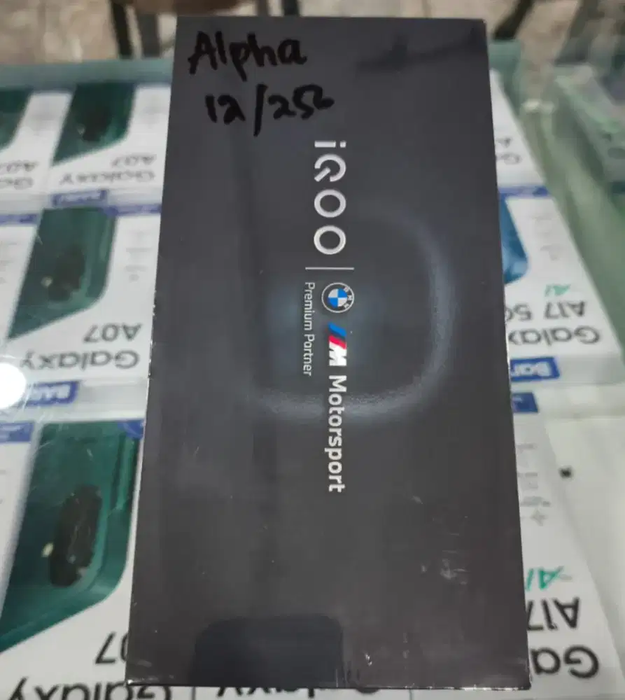 VIVO IQOO 13 12GB+256GB Alpha Black BNIB Garansi Resmi Indonesia