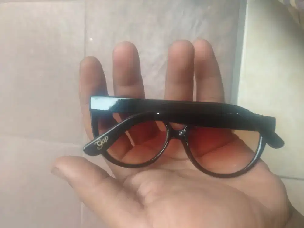 Kacamata gap original