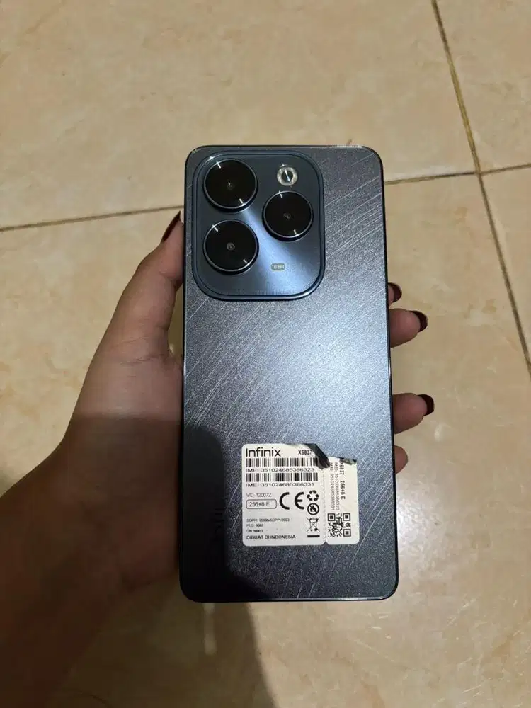 Di jual hp infinix HOT 40 pro