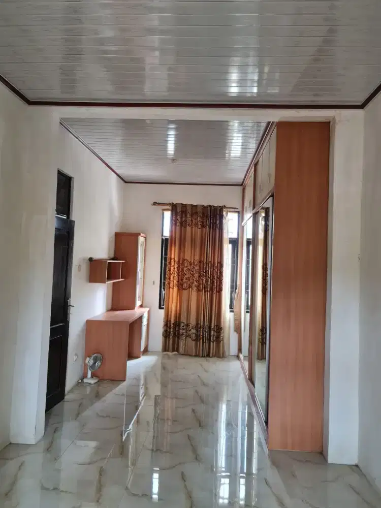 JUAL BU/DISEWAKAN Rumah 2 Lantai, SHM, LT/LB 110/200, Harga 1,2 M.