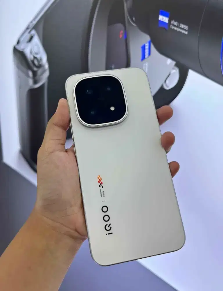 READY IQQO 15 RAM 16/512