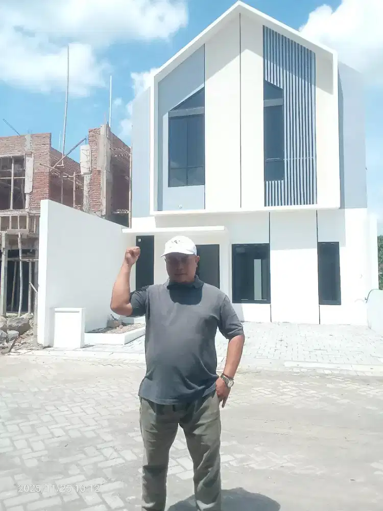Rumah Strategis Sukoharjo kota- Tjokro Gayam living promo besar