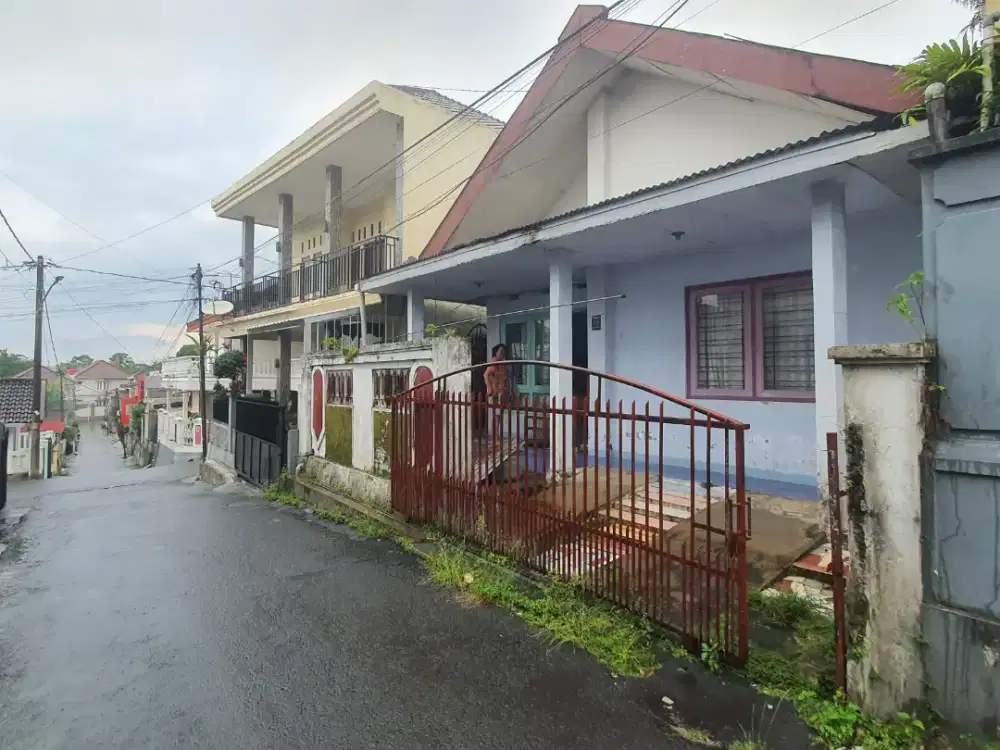 Dijual / Disewakan Rumah / Kost Salatiga Satya Wacana UKSW