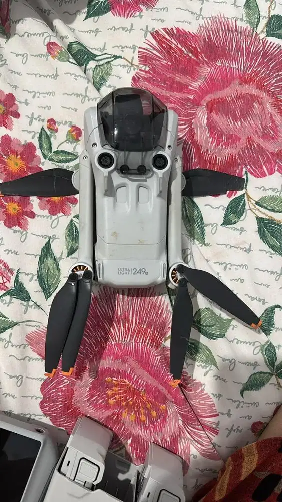 DJI mini 3 pro + kit dan spare parts