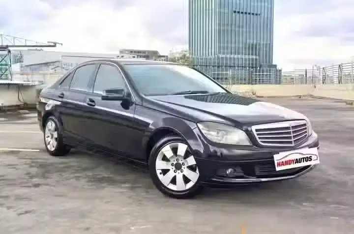 Mercedes Benz C200K Tahun 2009 Automatic Hitam Metalik