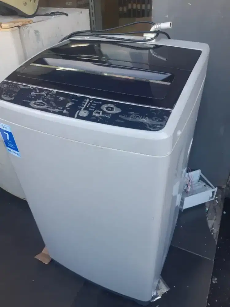 Jual mesin cuci otomatis merek Aqua