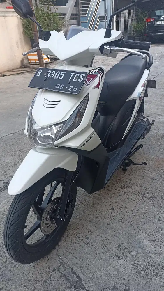 Honda beat tahun 2010 ( pajak telat 2x )