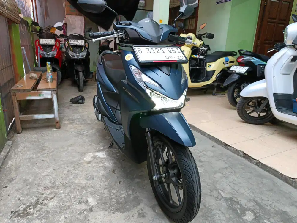 KM 3RB HONDA BEAT DELUXE 2025 BLN 9 BS TT 2024 HRGA PAS DI CILEDUG ORI