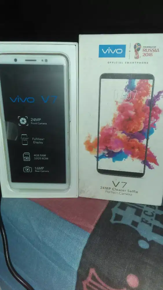 Vivo v7 (1718).