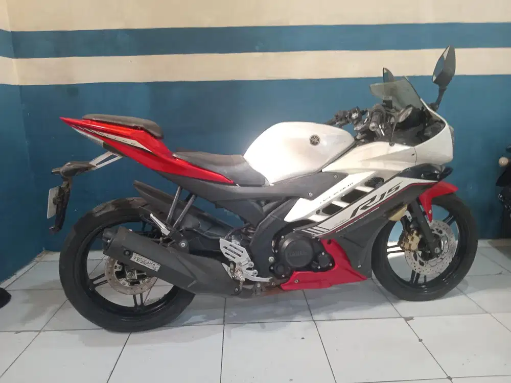 (2) di jual yamaha R15 V2 2016 surat lengkap