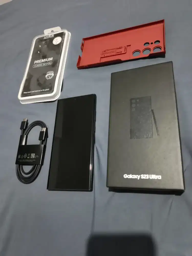 Samsung Galaxy S23 Ultra 12/256gb mulus ex sein