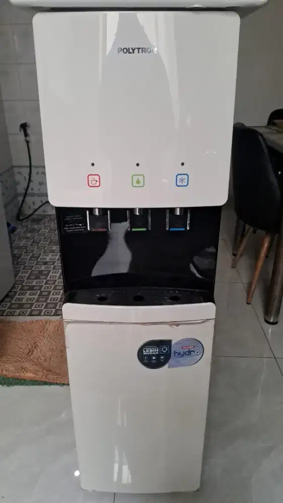 Dispenser galon bawah Polytron