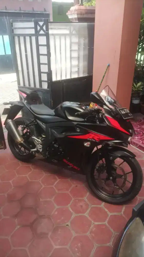 Dijual Suzuki GSX 150 2017