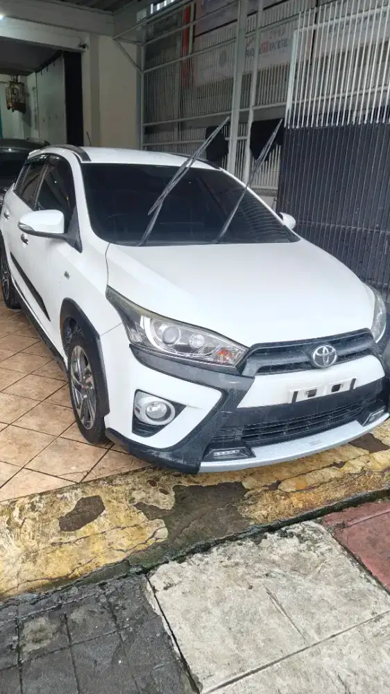 Toyota yaris trd hecker AT 2016/17
