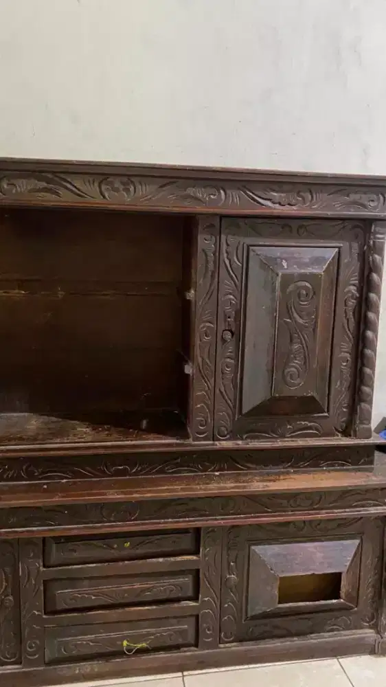 Mebel jati ukir jepara