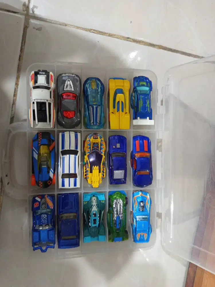 Hot wheels bekas