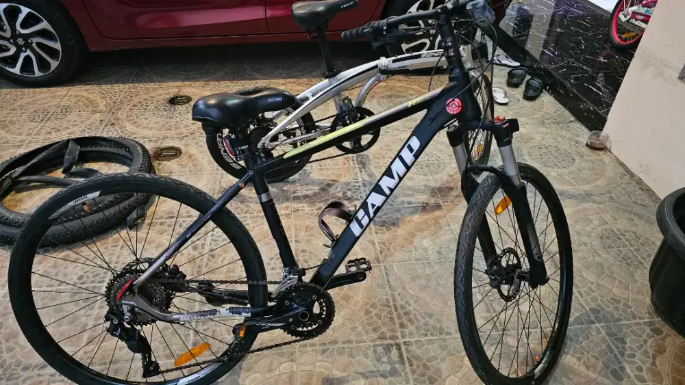 MTB Camp Fenix (ShimanoDeore) Mulus&Bonus (2Helm,Ban Offroad, Jok Ori)