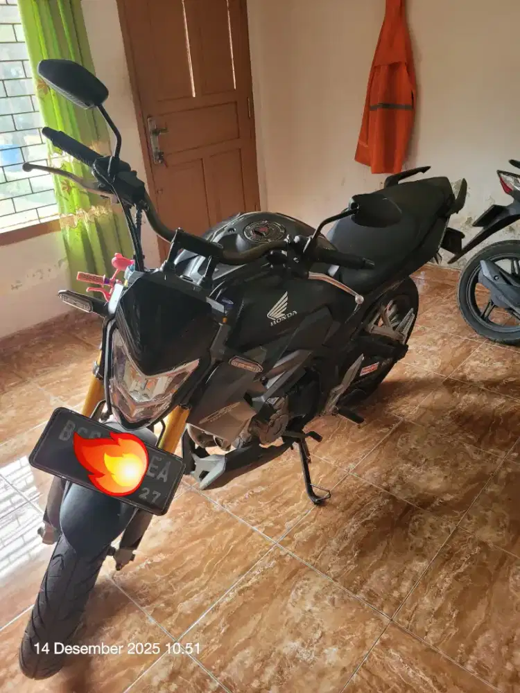 Honda CB 150 R Streetfire