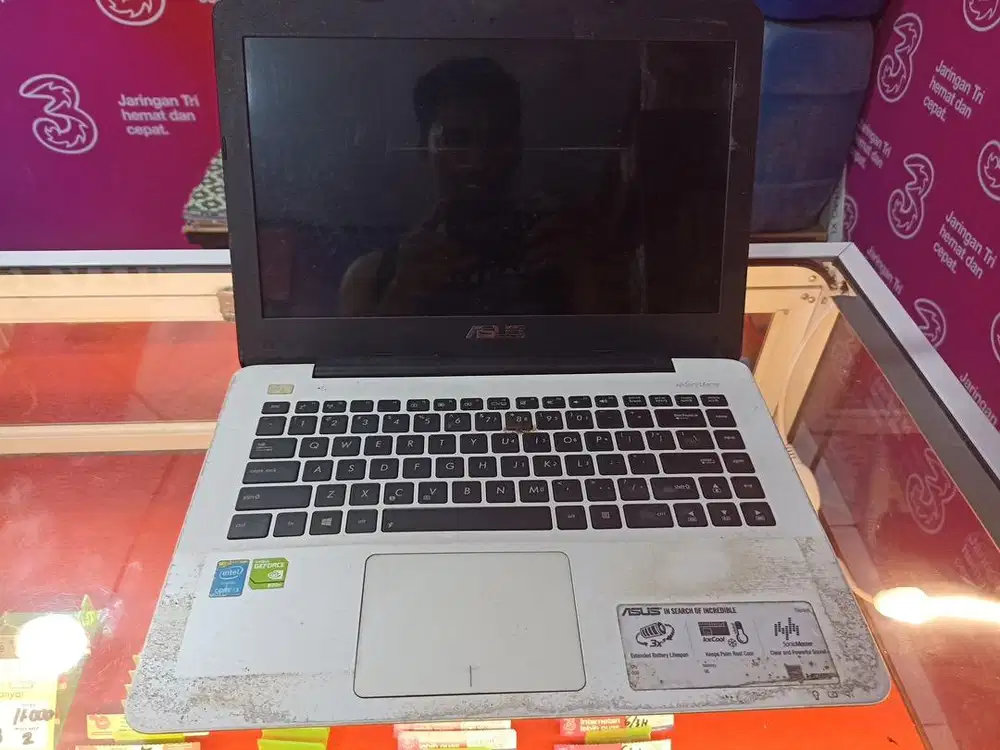 Laptop asus core i 3 Vga