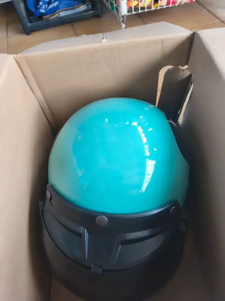 Di jual helm retro gm