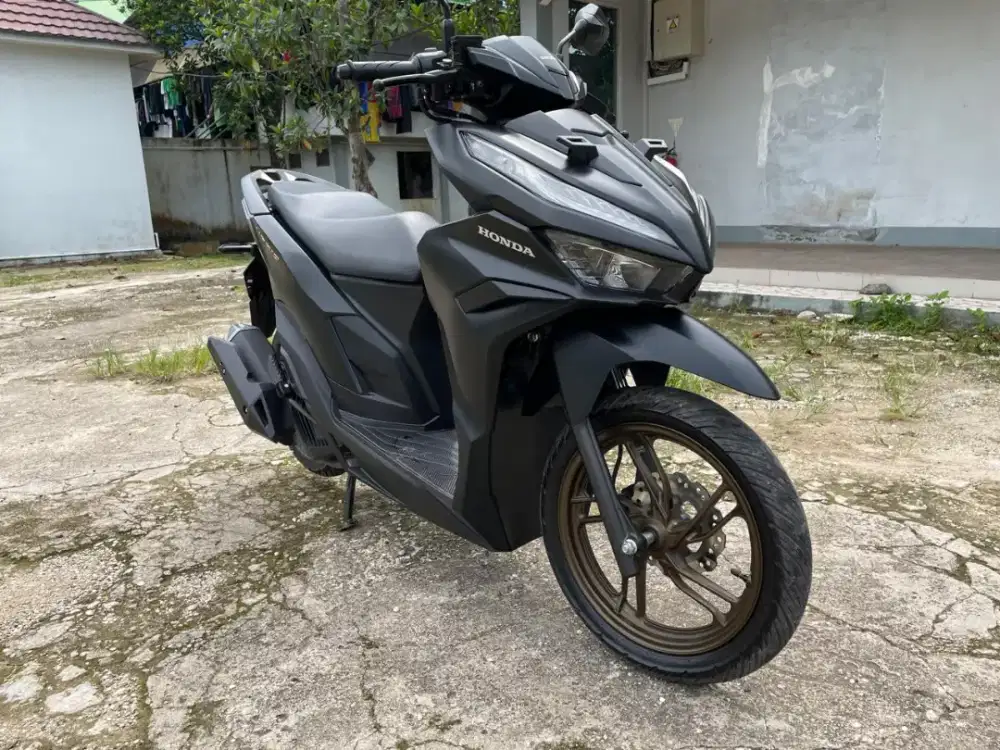 Dijual cepat Vario CBS SS Lengkap Hrga Nego tipis minat langsung CO