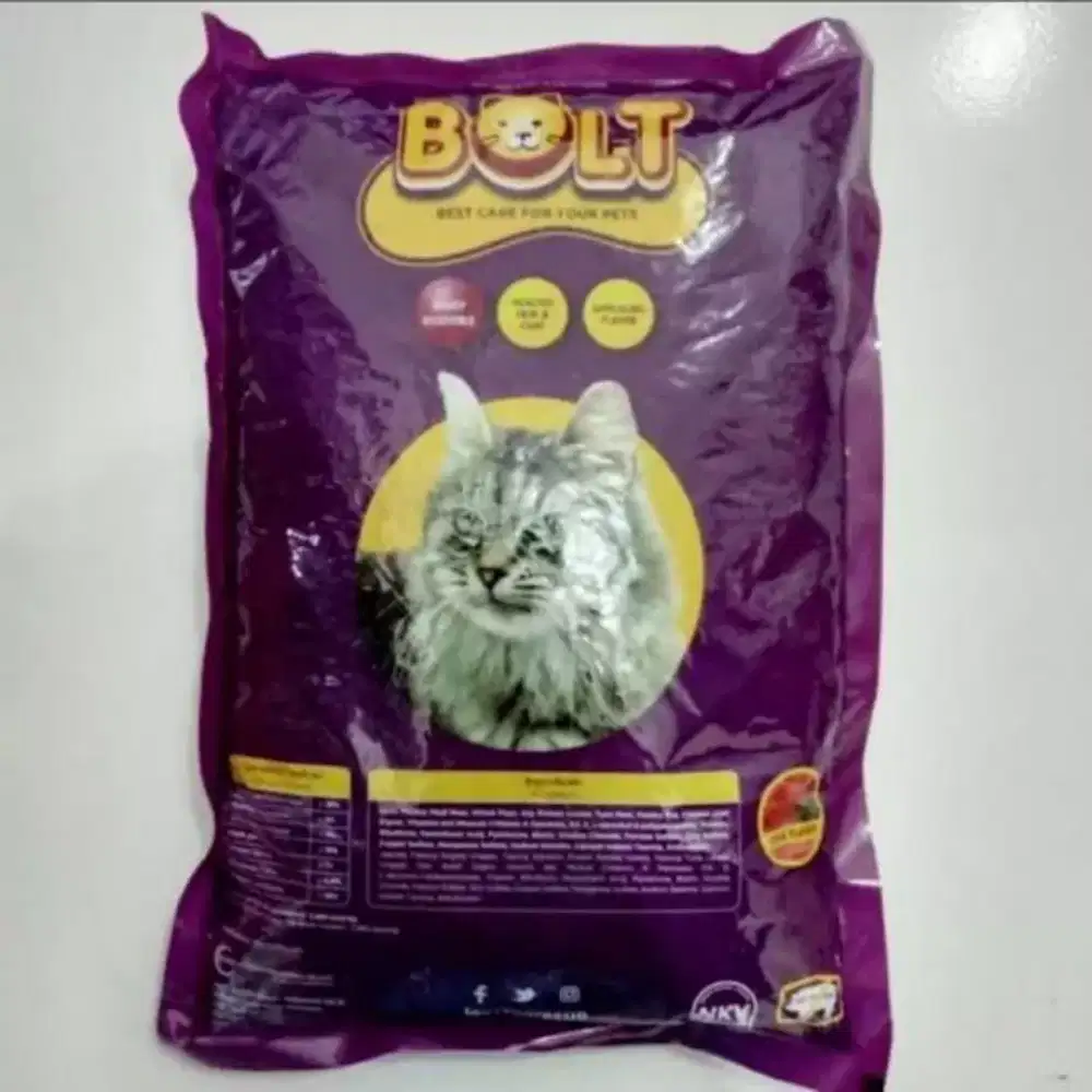 Pakan ternak kucing ayam  berbagai merek