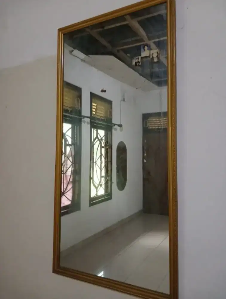 DIJUAL CEPAT CERMIN BINGKAI GOLD