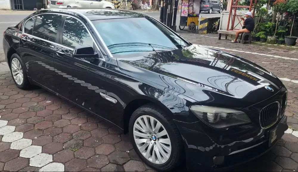 BMW 740Li AT 2012 pemakaian 2013